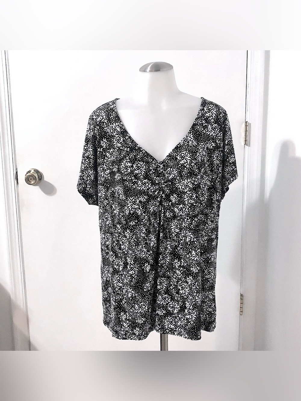 George black & white pattern short sleeve top